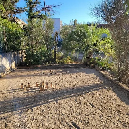 펜션 A 400m De La Plage, Piscine Et Climatisation